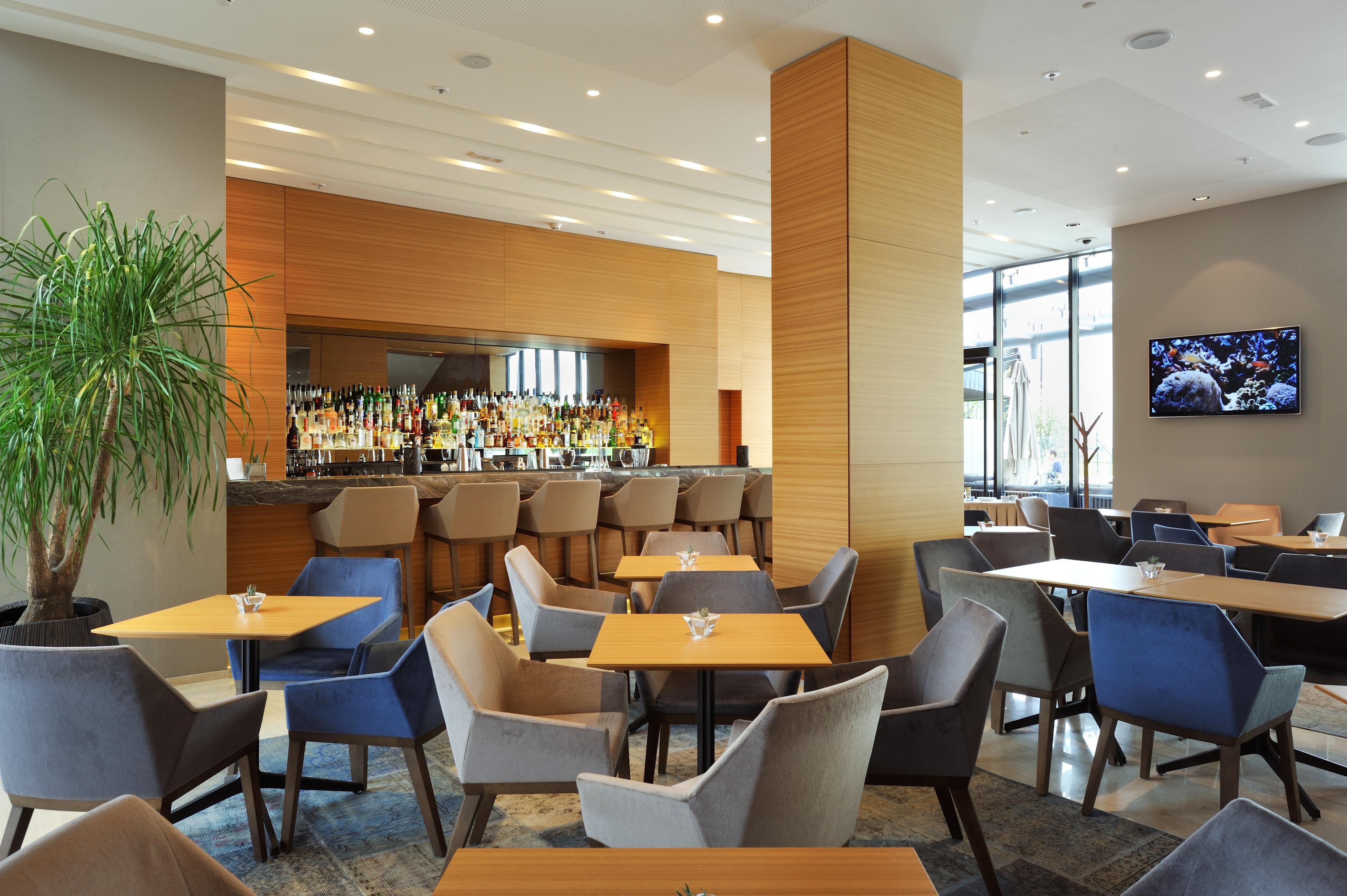 Radisson Blu Plaza Hotel